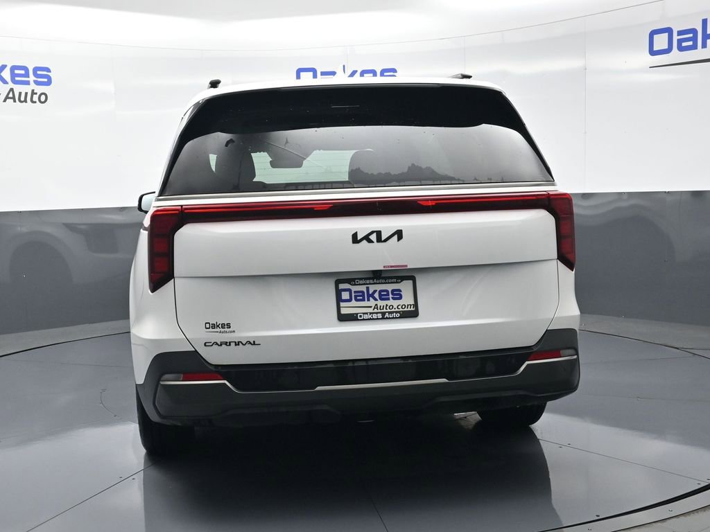 New 2025 Kia Carnival SX w/ SX Dark Edition Package image 7