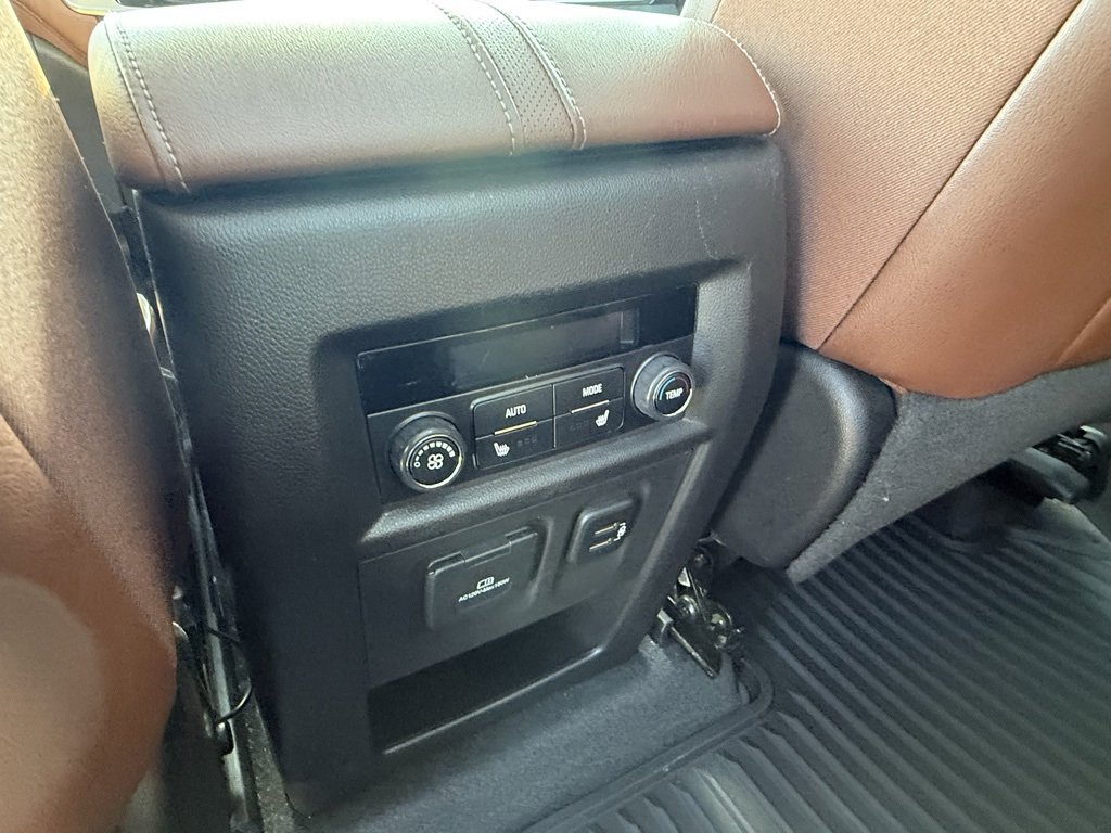 Certified 2018 Chevrolet Traverse High Country image 30