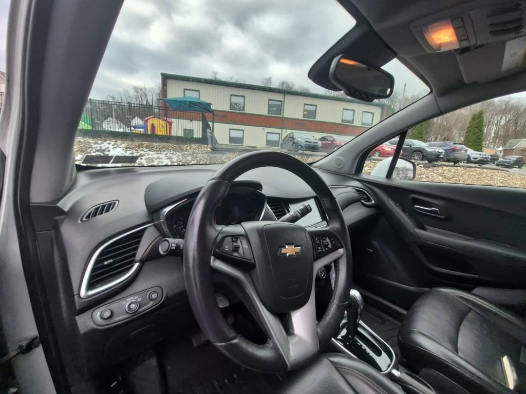 Used 2017 Chevrolet Trax Premier image 10