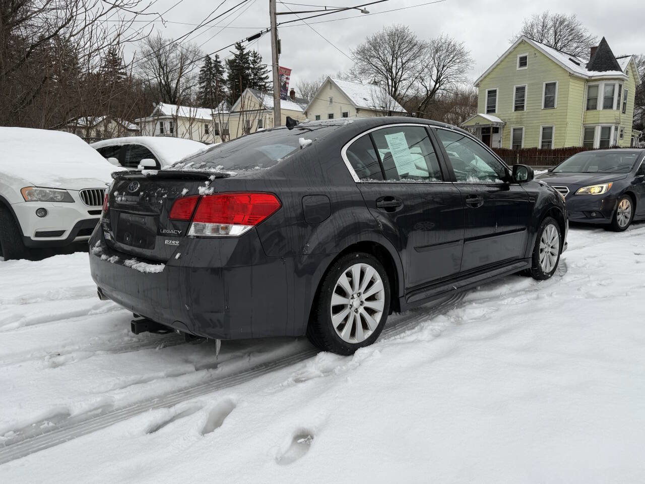 Used 2011 Subaru Legacy 2.5i Limited image 5