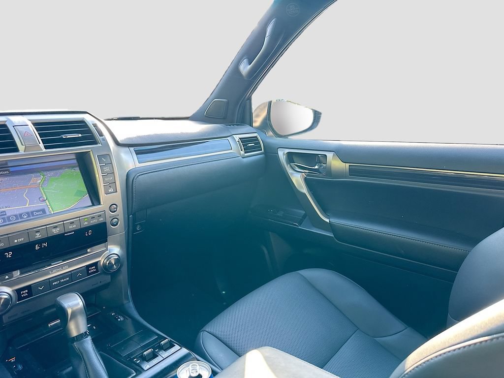 Used 2021 Lexus GX 460 Premium w/ Premium Package AWD/4WD image 25