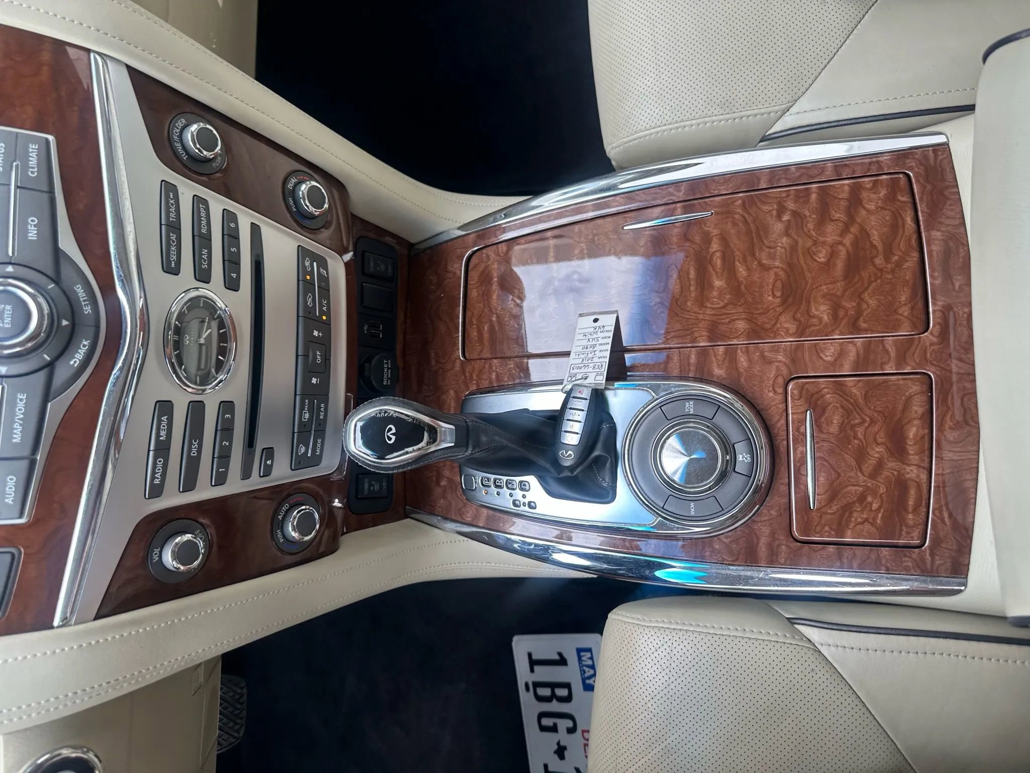 Used 2018 INFINITI QX80 2WD w/ Driver Assistance Package image 40