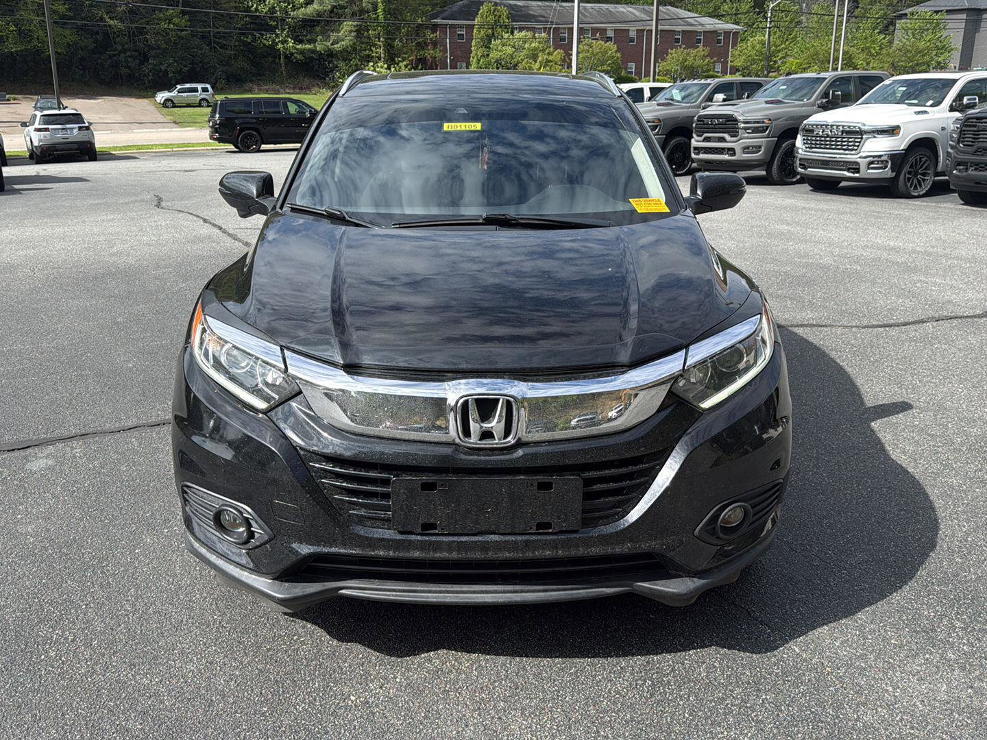 Used 2021 Honda HR-V EX image 2