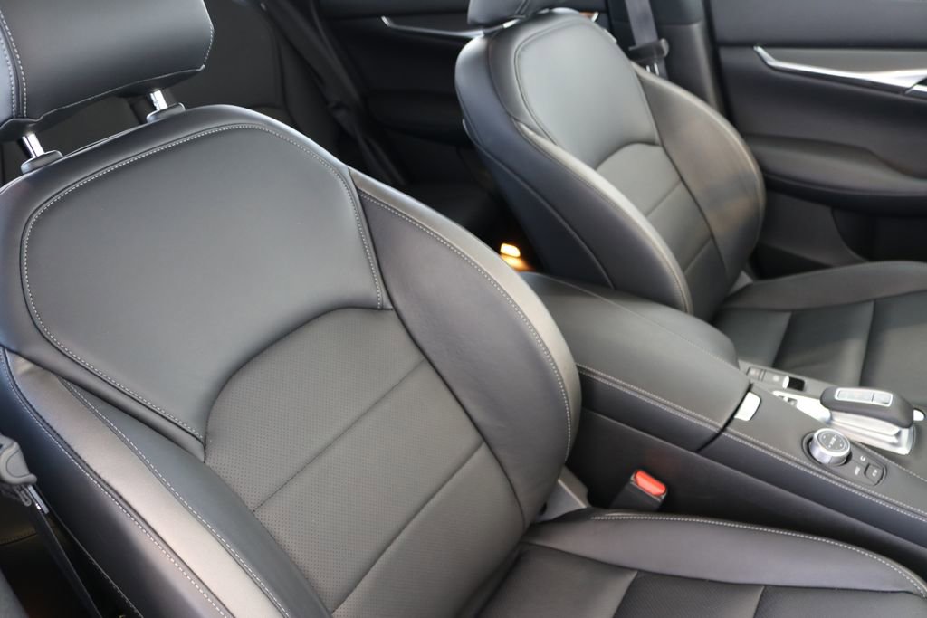 Certified 2025 INFINITI QX50 Luxe image 41