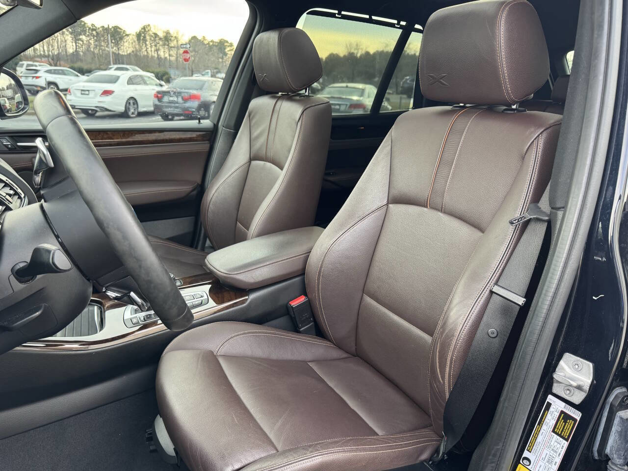 Used 2017 BMW X3 xDrive28i image 9