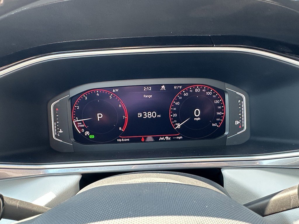 New 2025 Volkswagen Taos SEL image 23