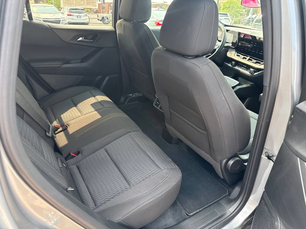 Certified 2026 Chevrolet Equinox LT AWD/4WD image 36