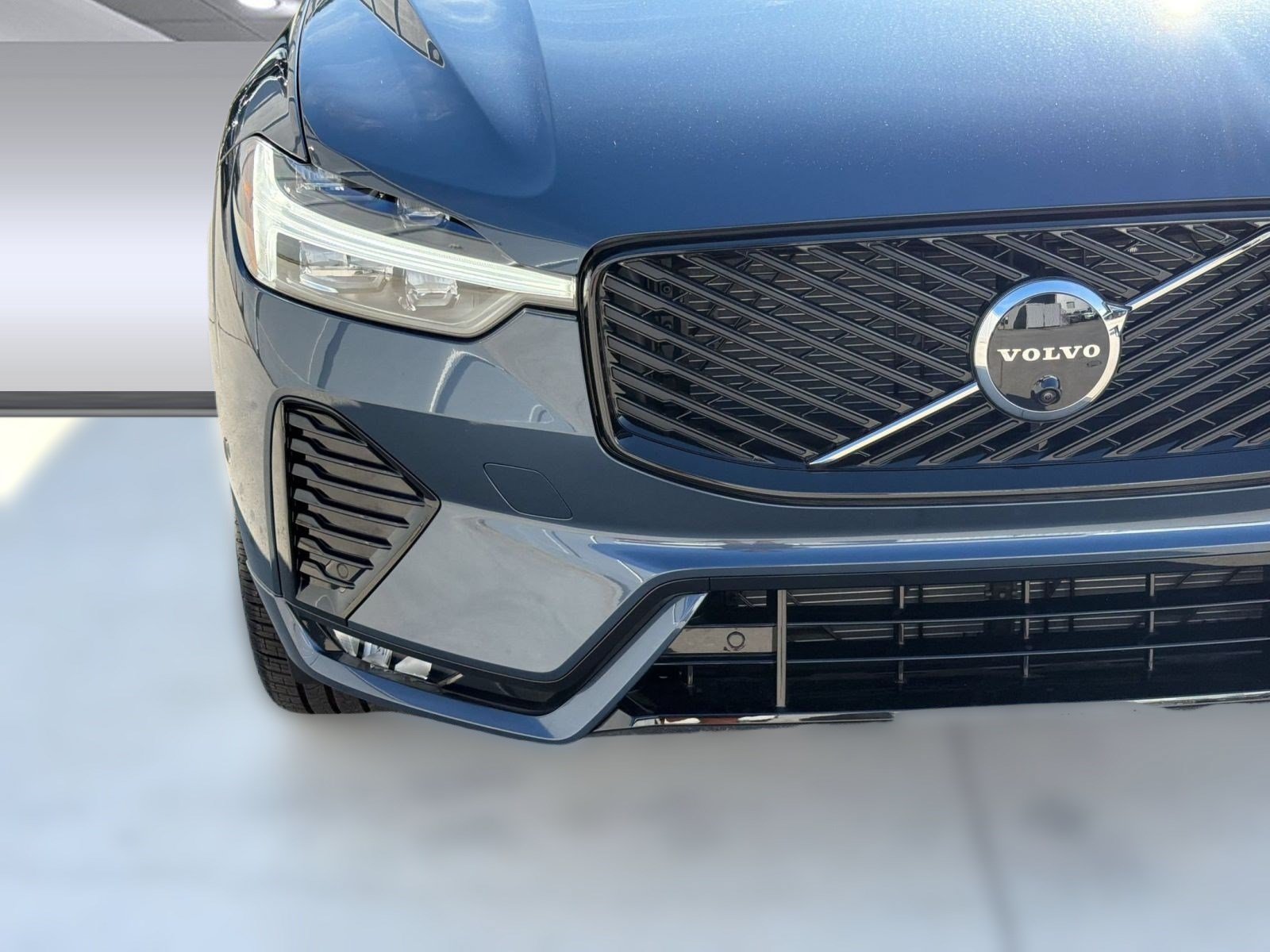 New 2026 Volvo XC60 B5 Ultra w/ Protection Package Premier AWD/4WD image 29