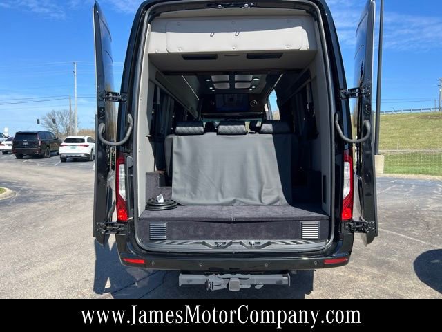 Used 2023 Mercedes-Benz Sprinter 3500 image 36
