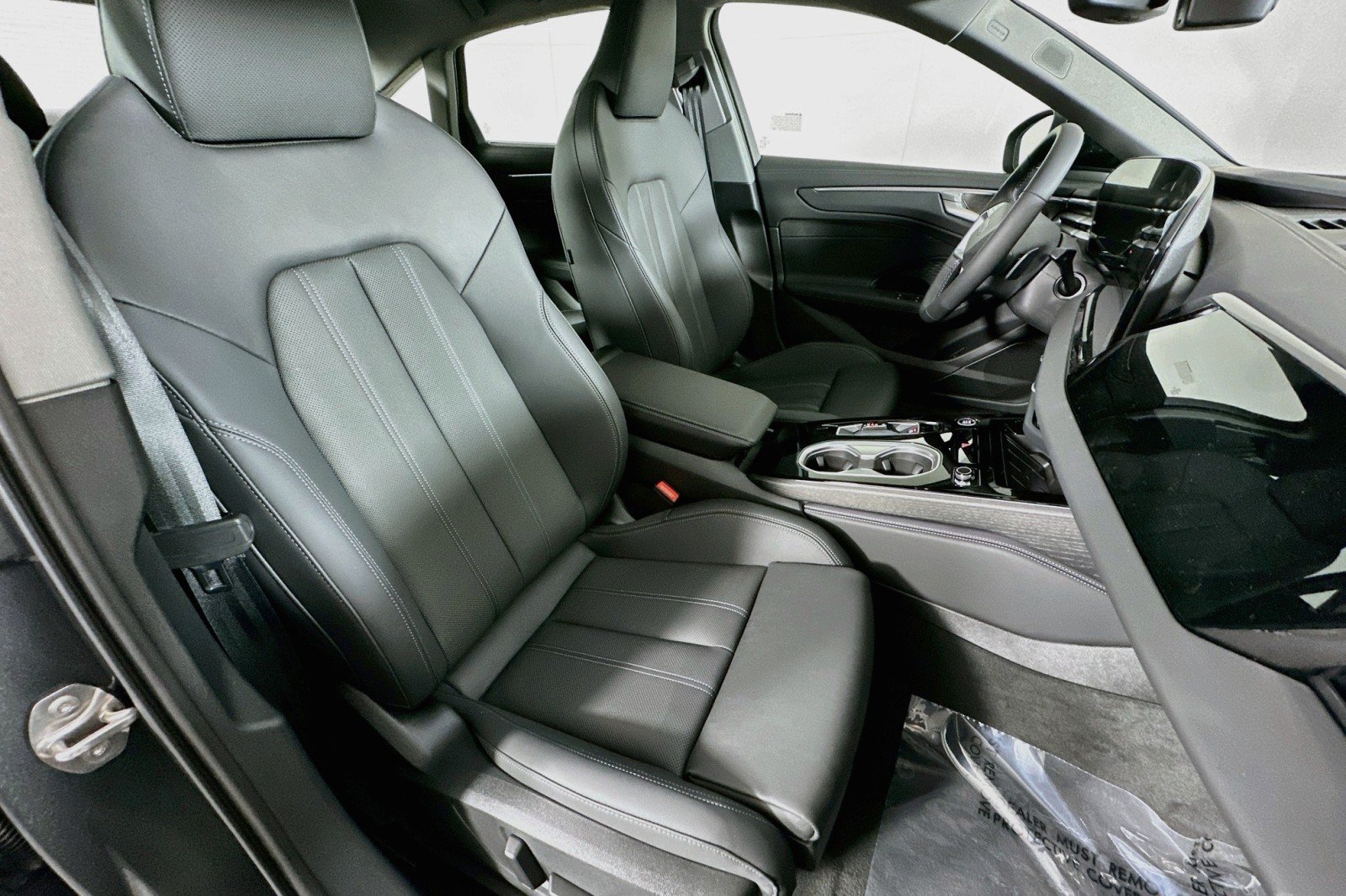 New 2026 Audi A6 Premium Plus AWD/4WD image 8