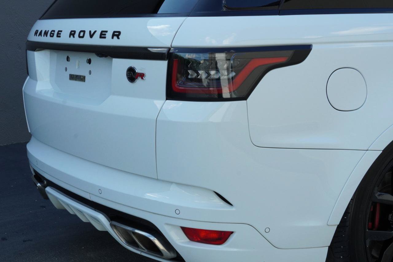 Used 2022 Land Rover Range Rover Sport SVR Carbon Edition AWD/4WD image 11