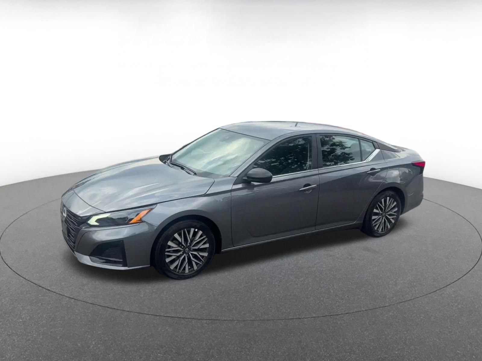 Used 2026 Nissan Altima 2.5 SV FWD image 6