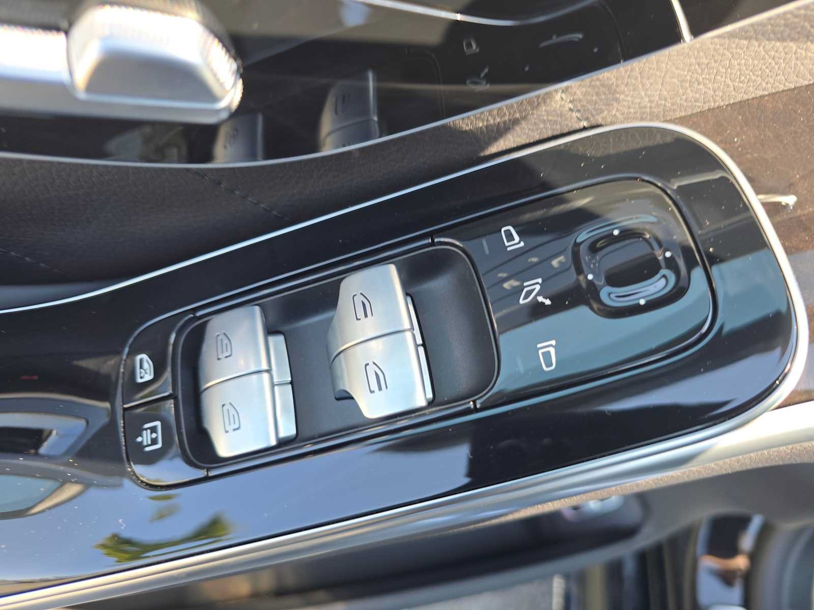 Used 2024 Mercedes-Benz S 580 4MATIC Sedan image 41