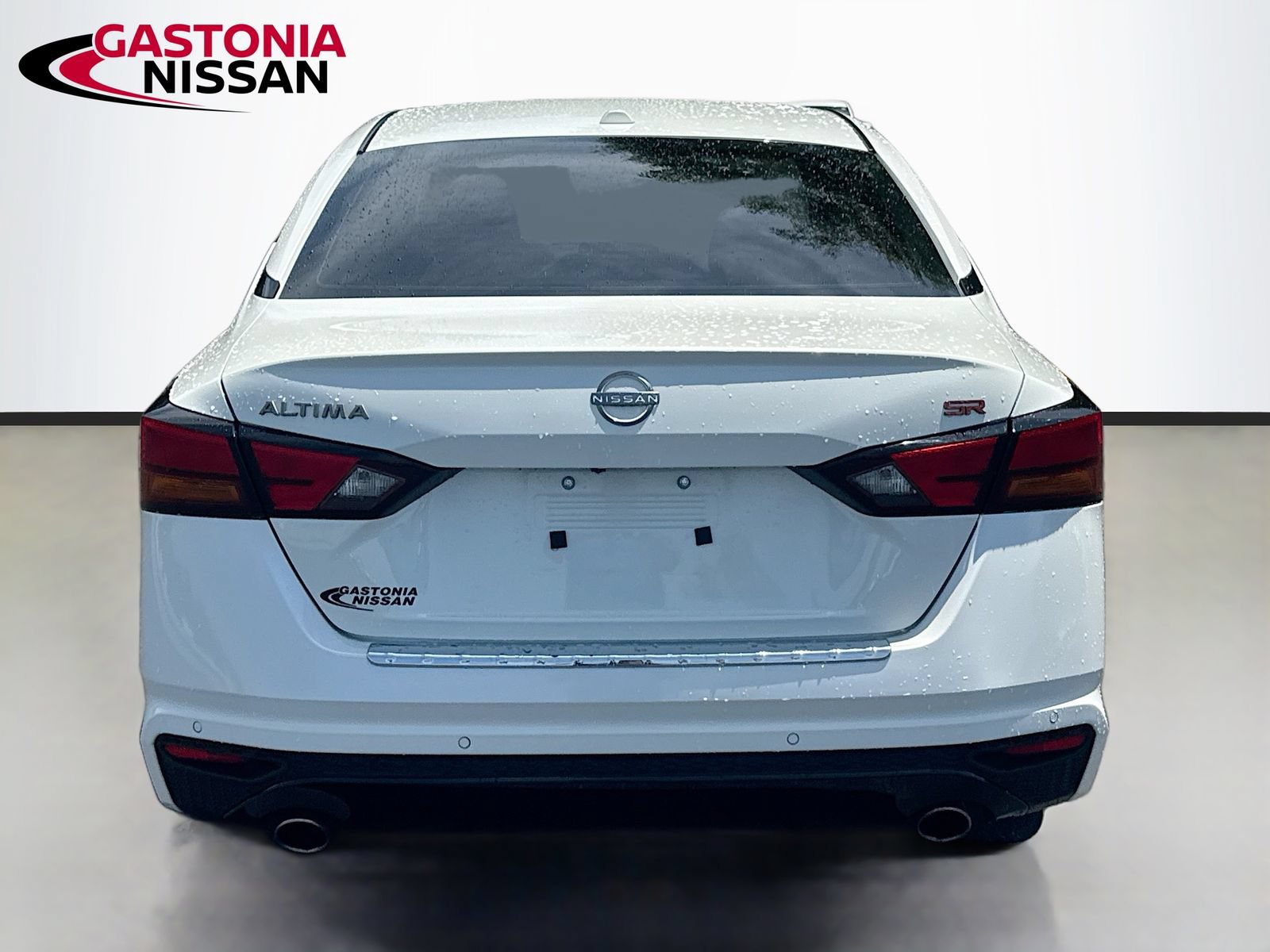 Used 2023 Nissan Altima 2.5 SR FWD image 7