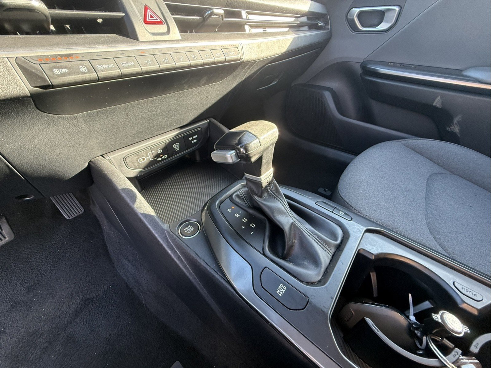 Used 2025 Kia K4 FWD image 14