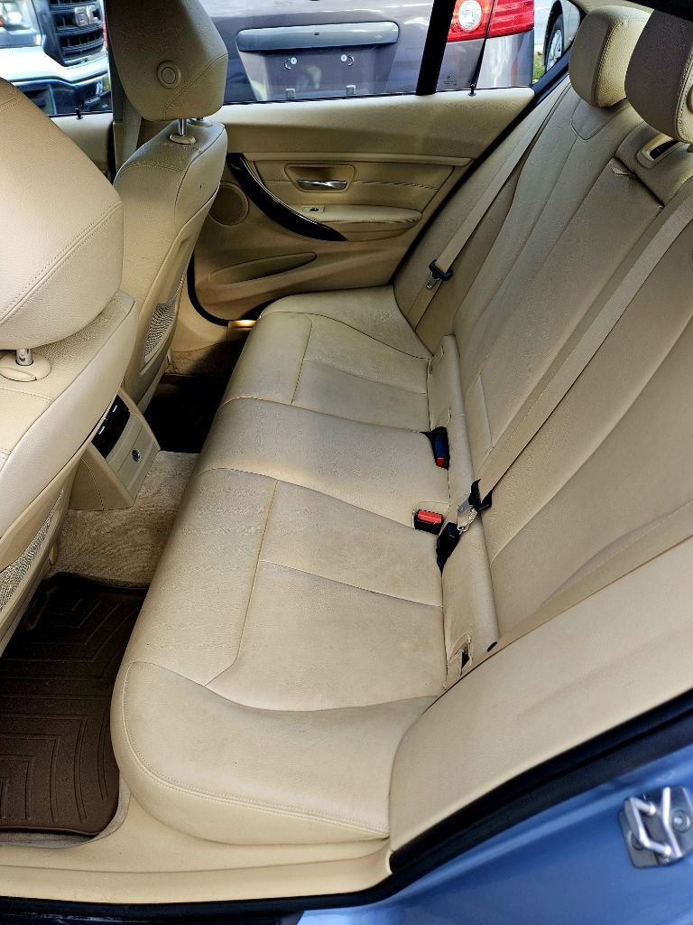 Used 2014 BMW 328i Sedan RWD image 3