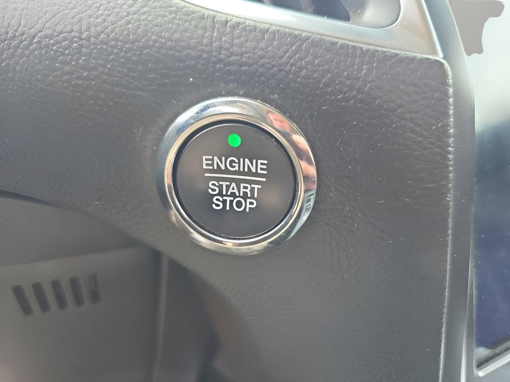 Used 2022 Ford Edge Titanium image 17