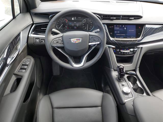 Certified 2025 Cadillac XT6 Premium Luxury FWD image 43
