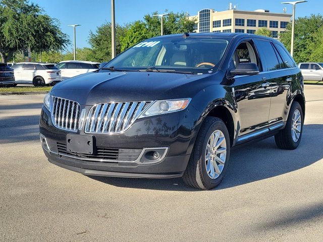 Used 2013 Lincoln MKX FWD image 5
