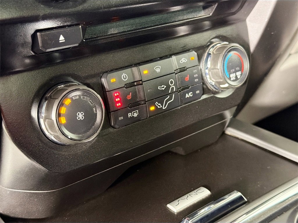 Used 2017 Ford F250 XLT w/ XLT Premium Package image 15