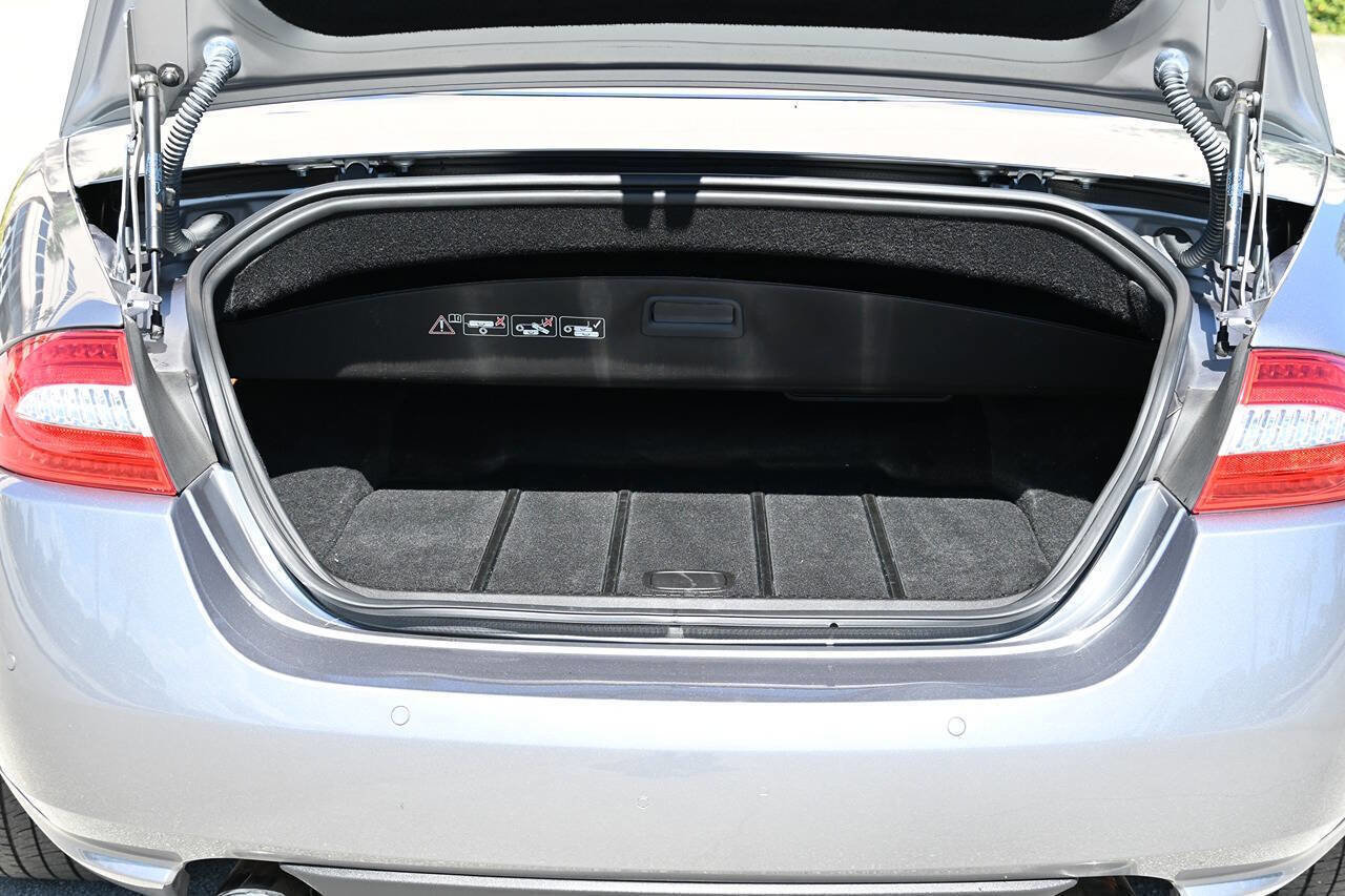 Used 2010 Jaguar XK Convertible image 29