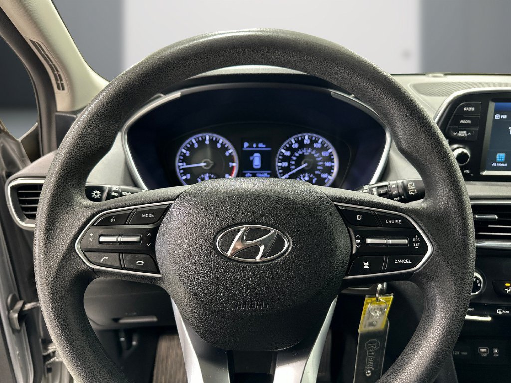 Used 2020 Hyundai Santa Fe SE FWD image 22