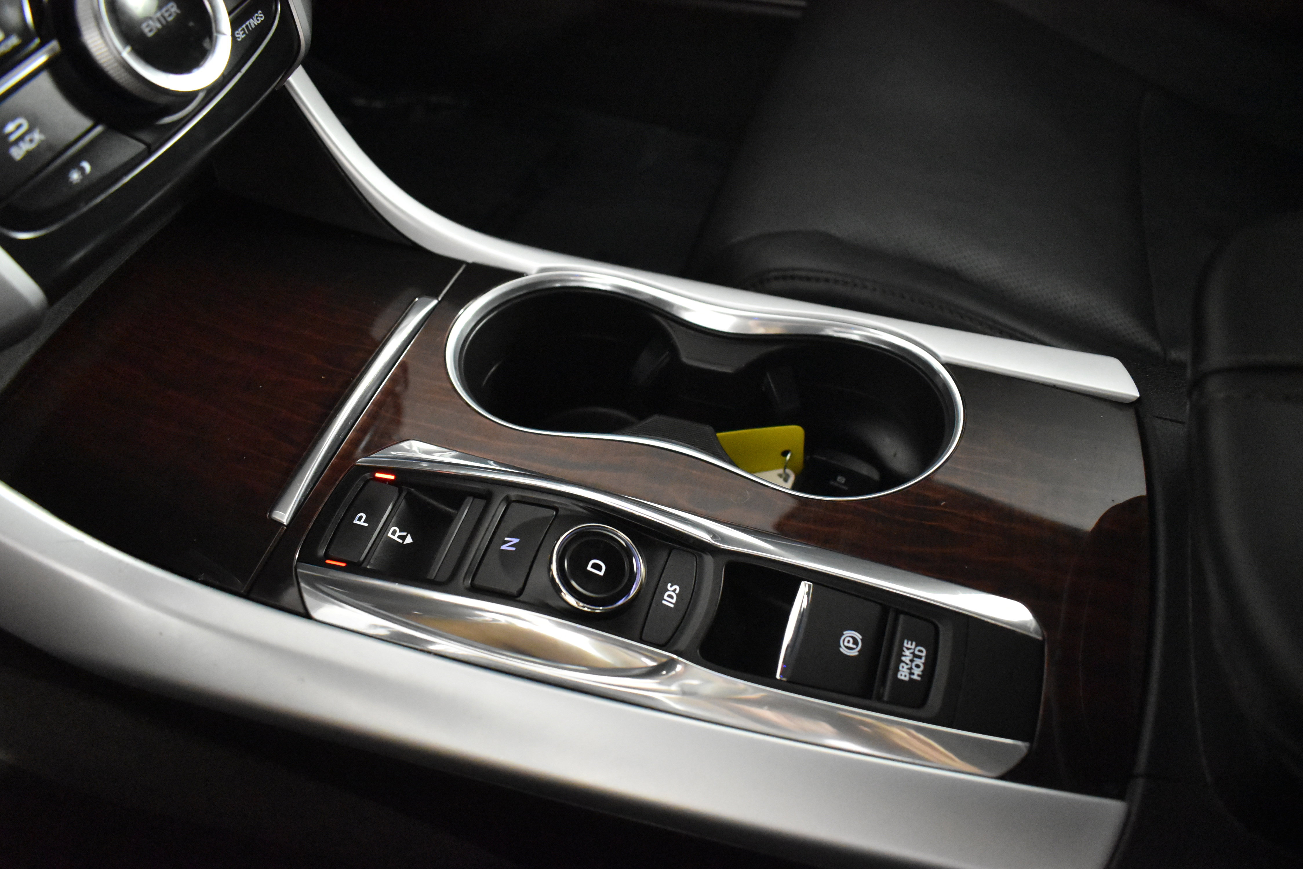 Used 2017 Acura TLX V6 w/ Technology Package image 33