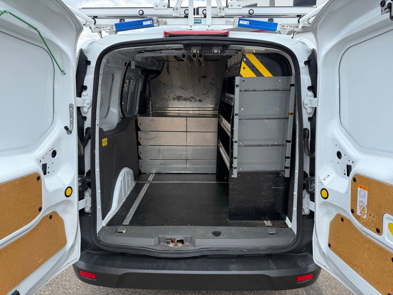 Used 2021 Ford Transit Connect XL FWD image 13