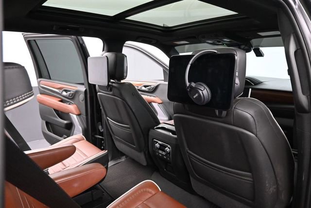 Used 2024 GMC Yukon XL Denali Ultimate AWD/4WD image 21