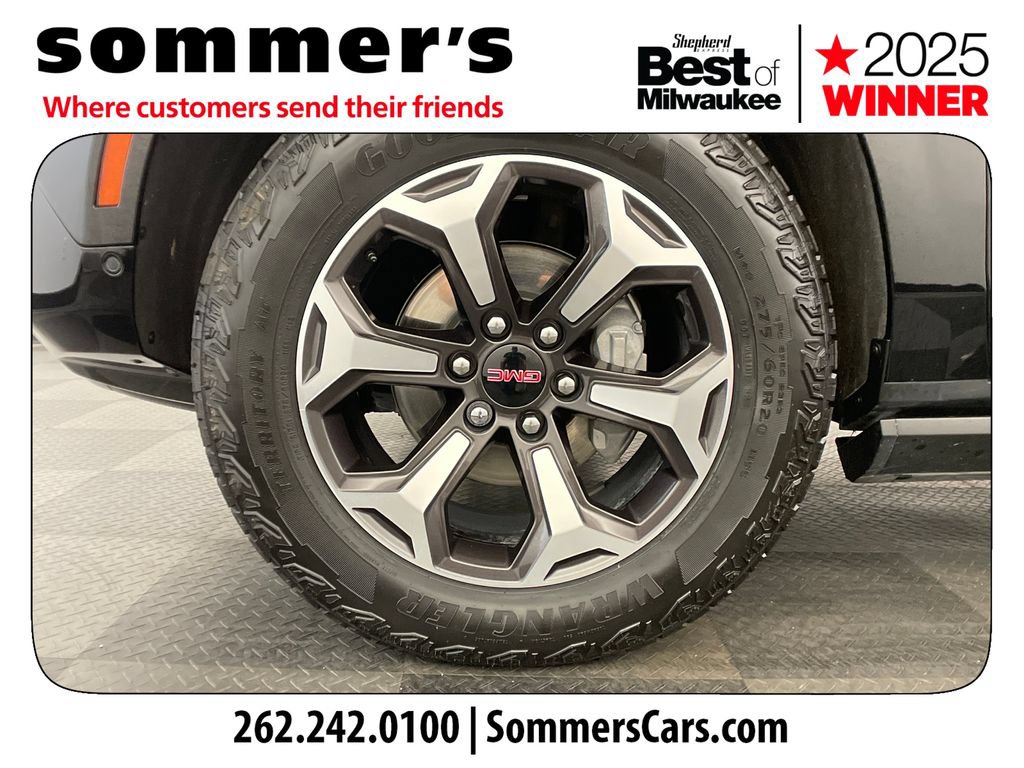 Used 2025 GMC Yukon XL AT4 Ultimate w/ LPO, Floor Liner Package AWD/4WD image 25