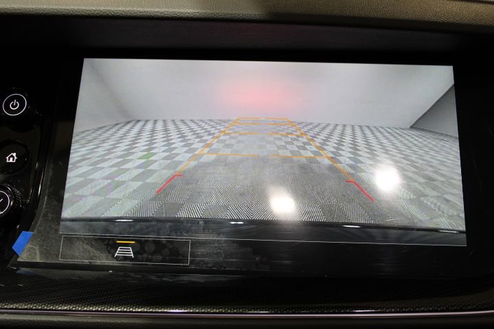 Used 2023 Buick Envision Preferred w/ Sport Touring Package image 4