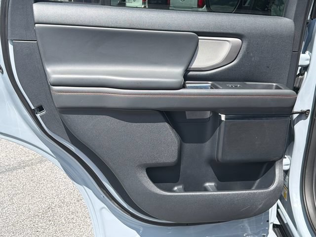 Used 2025 Ford Expedition Active RWD image 25