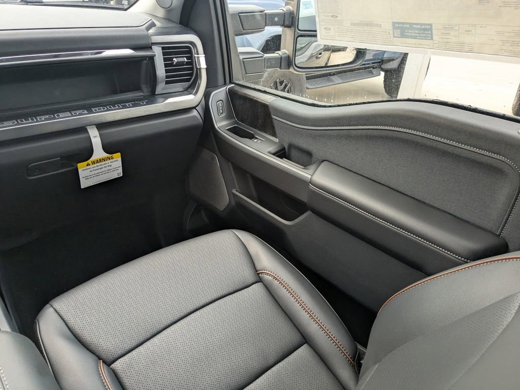 New 2025 Ford F250 Lariat w/ Lariat Ultimate Package image 18
