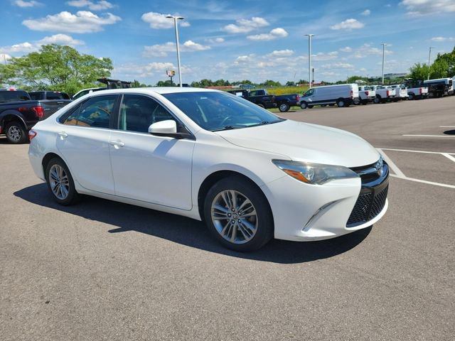 Used 2017 Toyota Camry SE FWD image 7