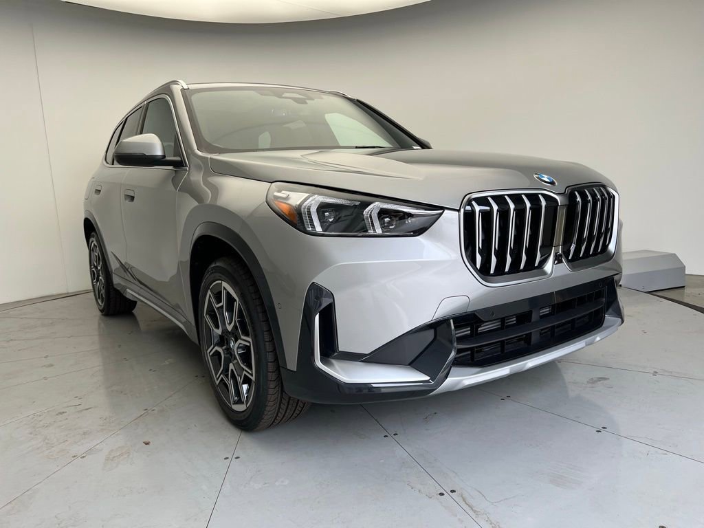 Used 2026 BMW X1 xDrive28i image 2