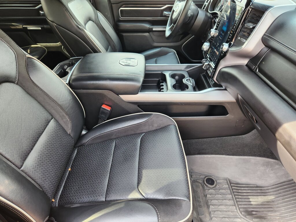 Used 2023 RAM 1500 Laramie image 13