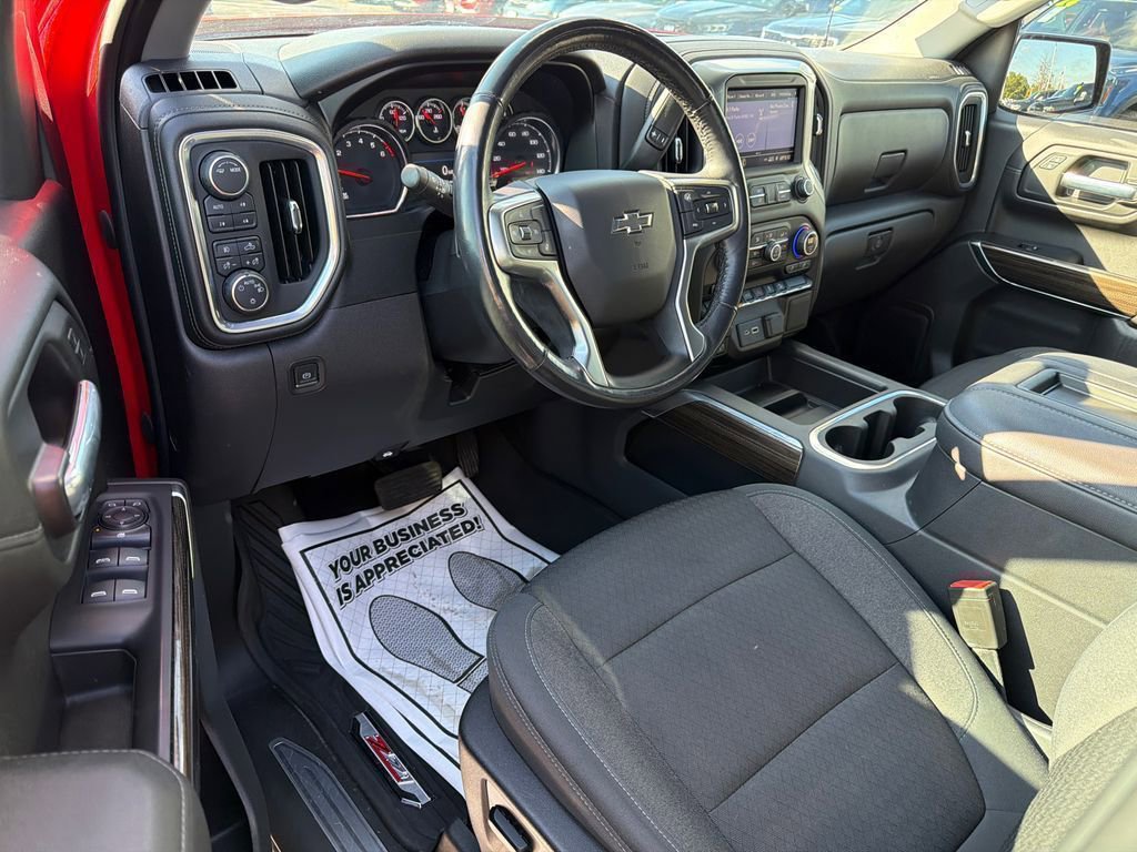 Used 2021 Chevrolet Silverado 1500 RST image 17