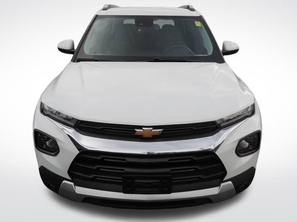 Used 2023 Chevrolet TrailBlazer LT w/ Convenience Package FWD image 2