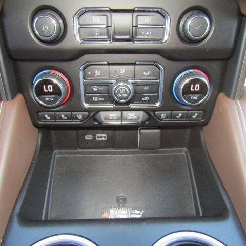 Used 2021 Chevrolet Tahoe High Country w/ Premium Package AWD/4WD image 18