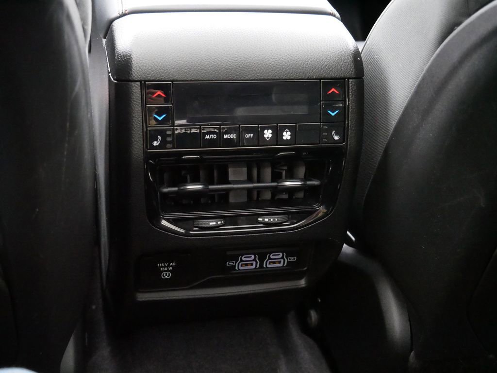 Certified 2022 Jeep Grand Cherokee L Summit w/ Advanced Protech Group IV image 47