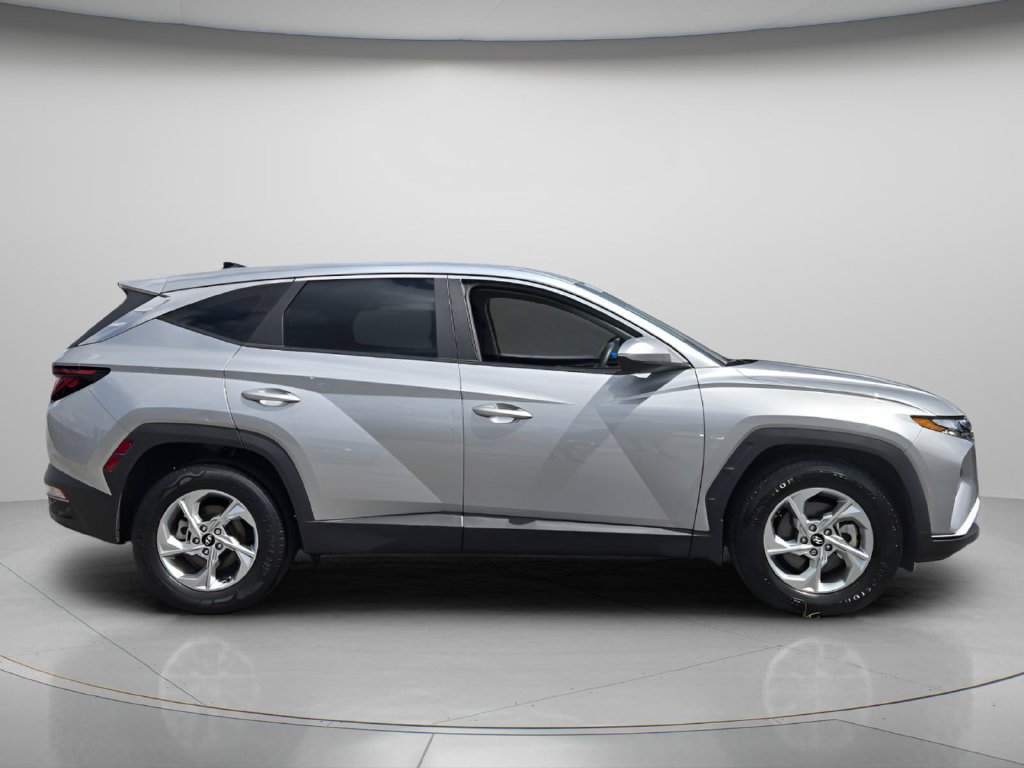 Certified 2024 Hyundai Tucson SE FWD image 4