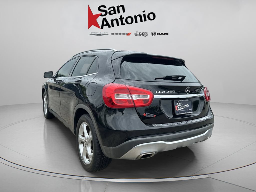 Used 2018 Mercedes-Benz GLA 250 image 11