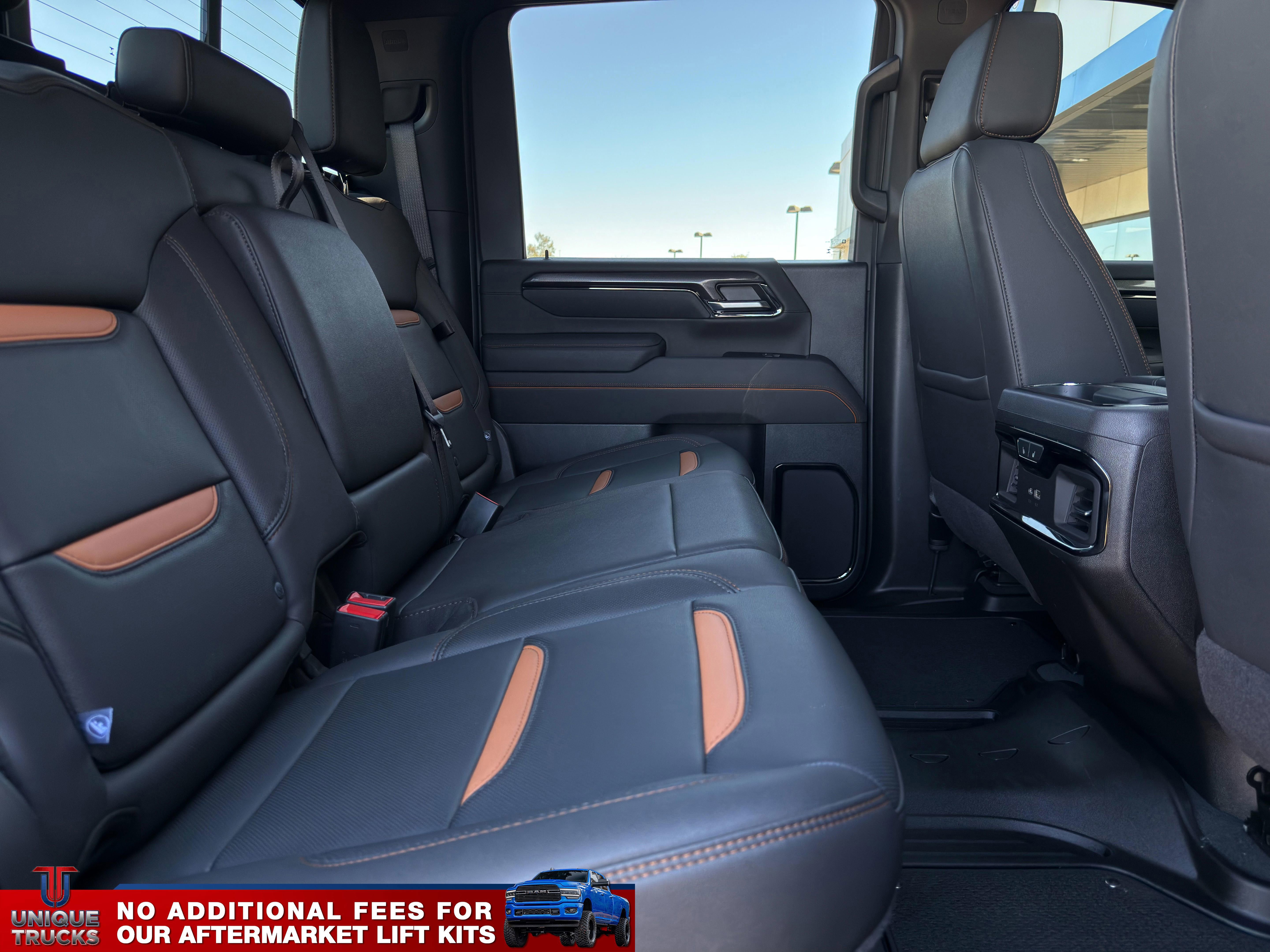 Used 2025 GMC Sierra 2500 AT4 w/ AT4 Premium Plus Package AWD/4WD image 28