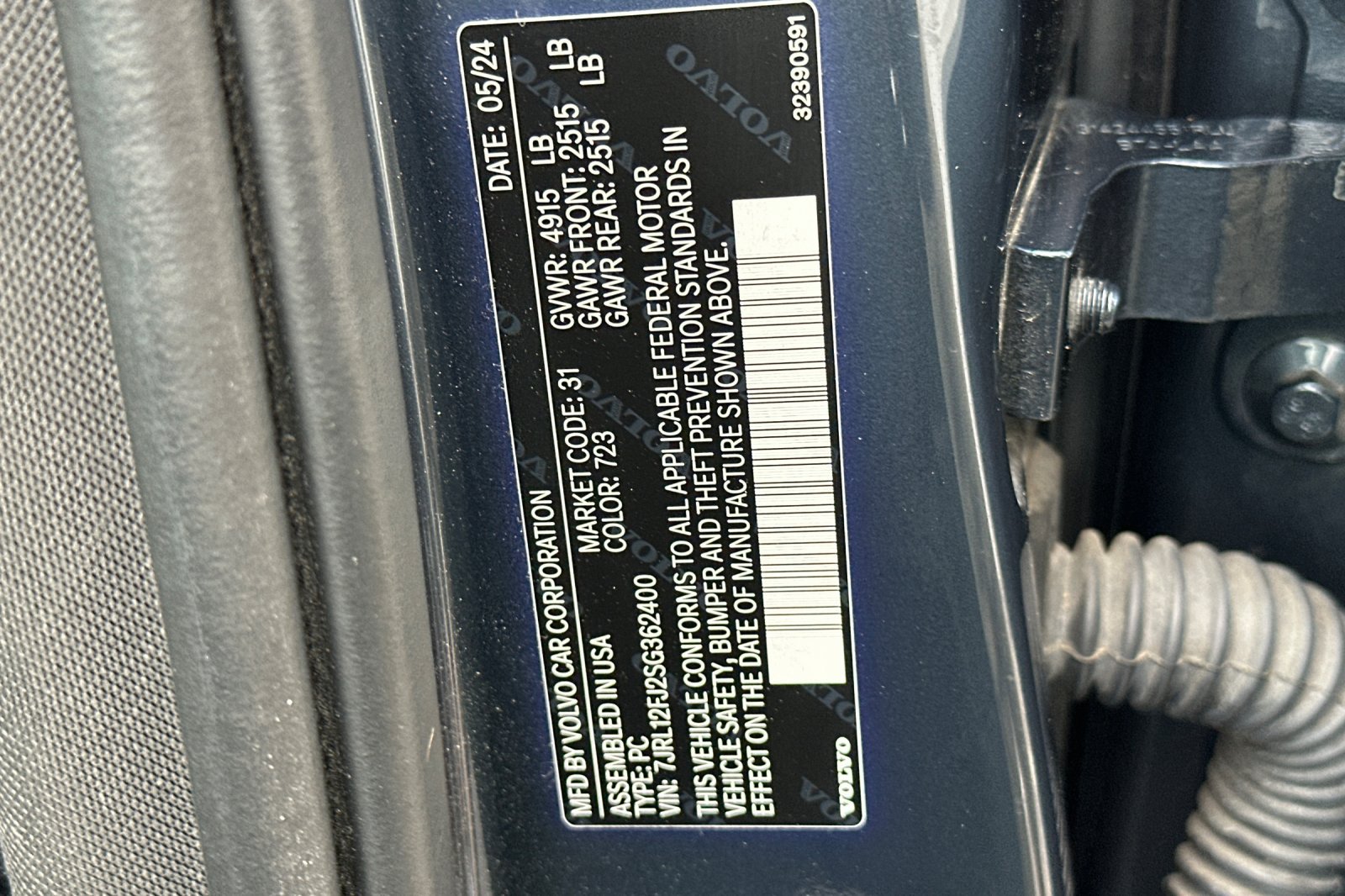 Certified 2025 Volvo S60 B5 Core FWD image 34