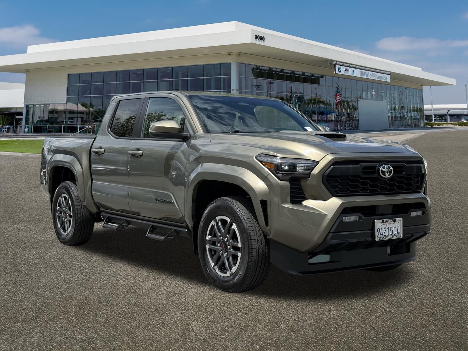 Used 2024 Toyota Tacoma TRD Sport RWD image 2