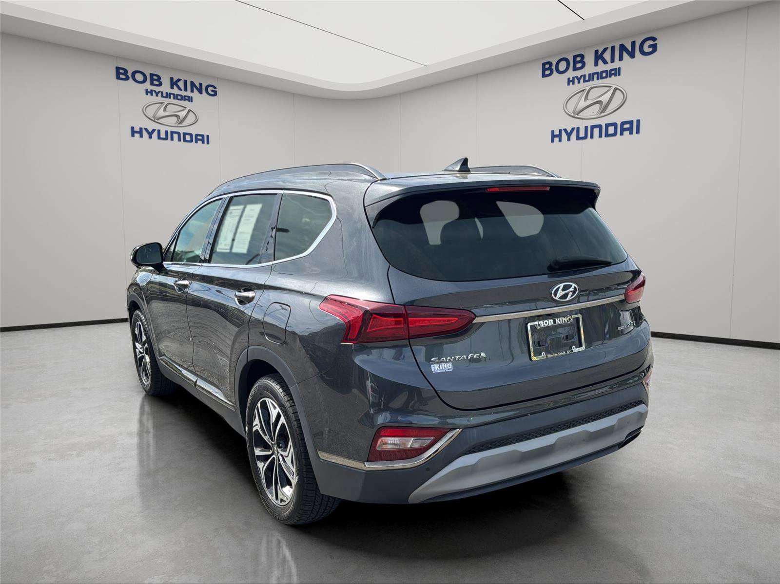 Used 2020 Hyundai Santa Fe Limited image 3