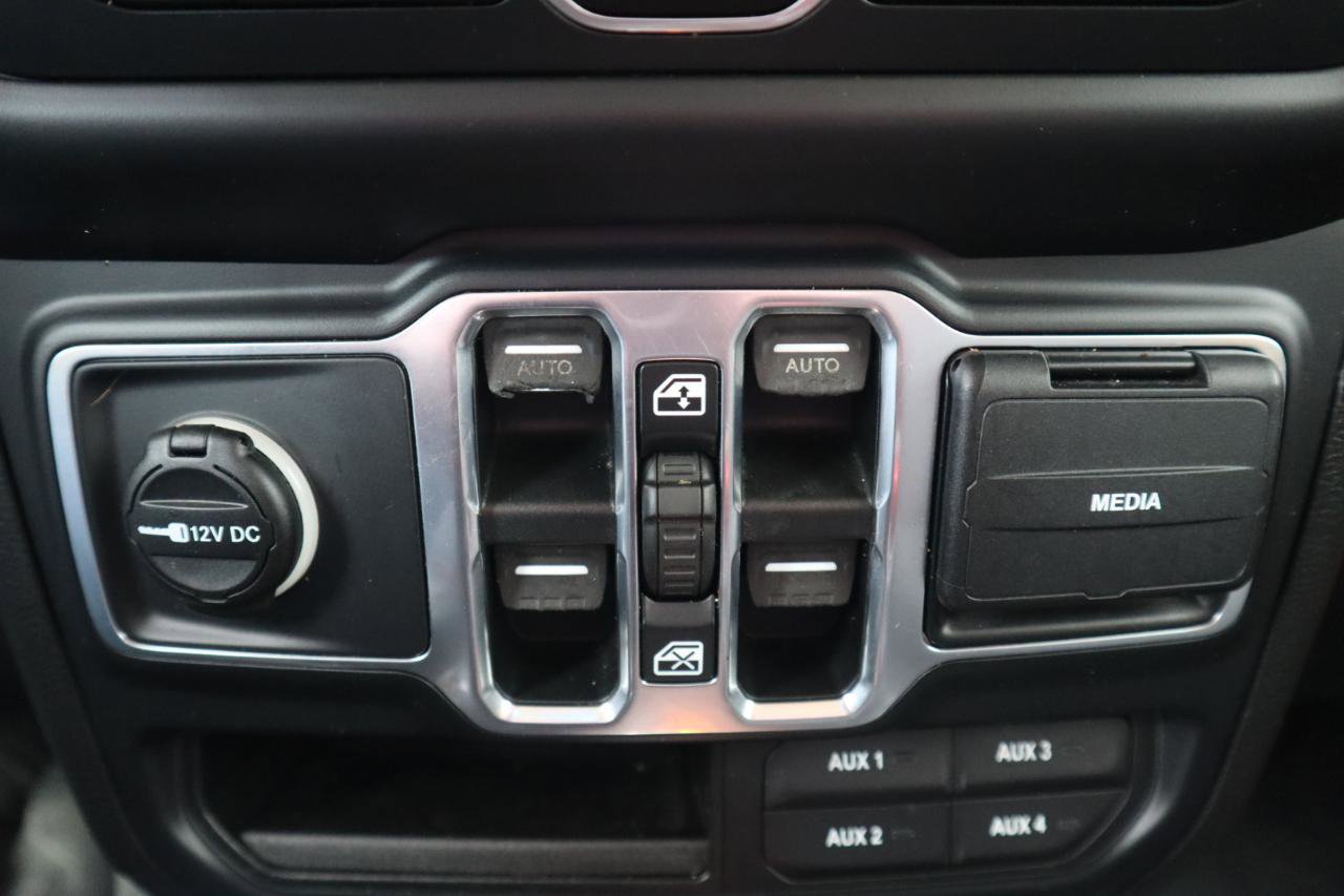 Used 2018 Jeep Wrangler Unlimited Sport S image 69