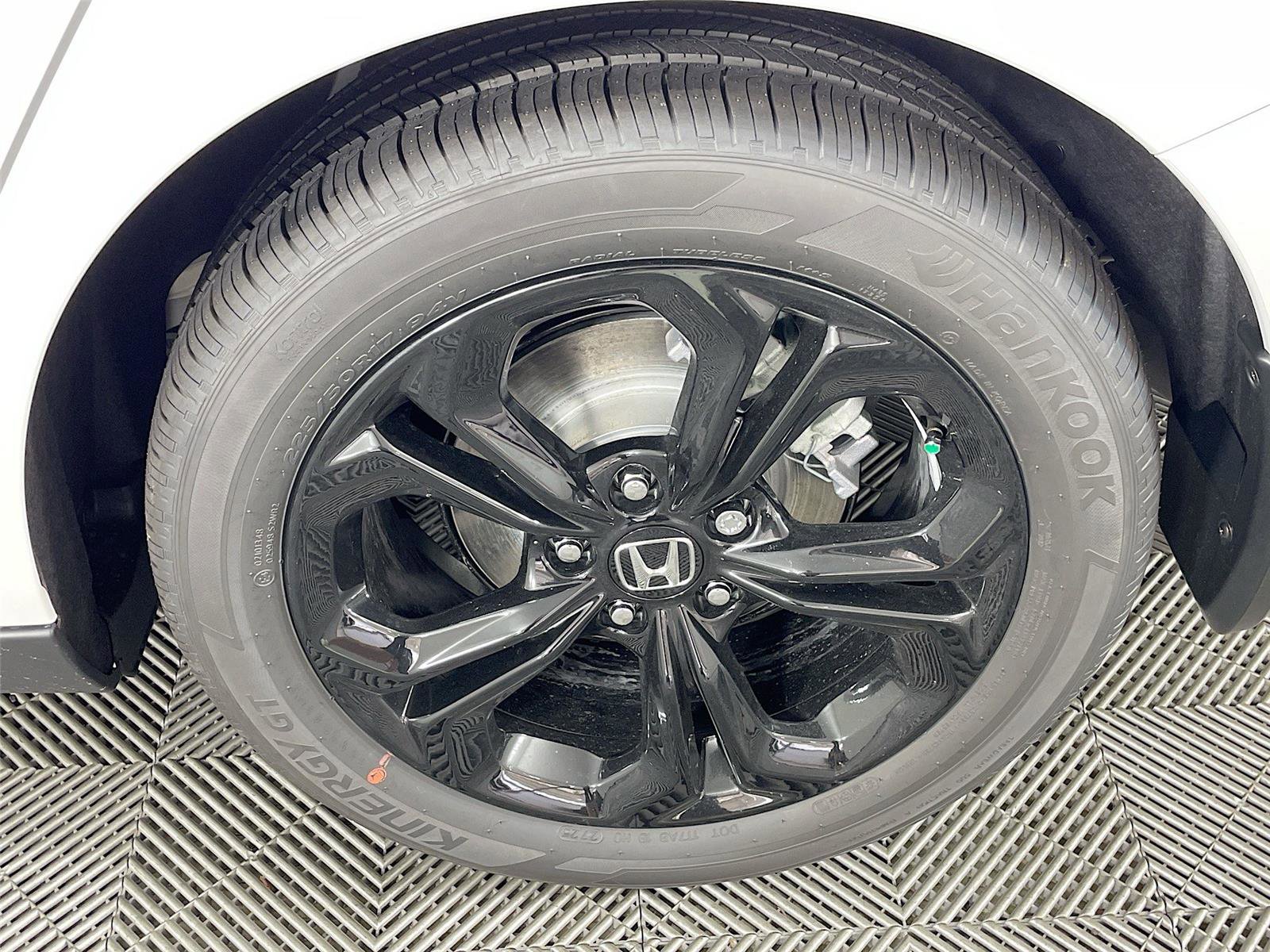 New 2025 Honda Accord SE image 23