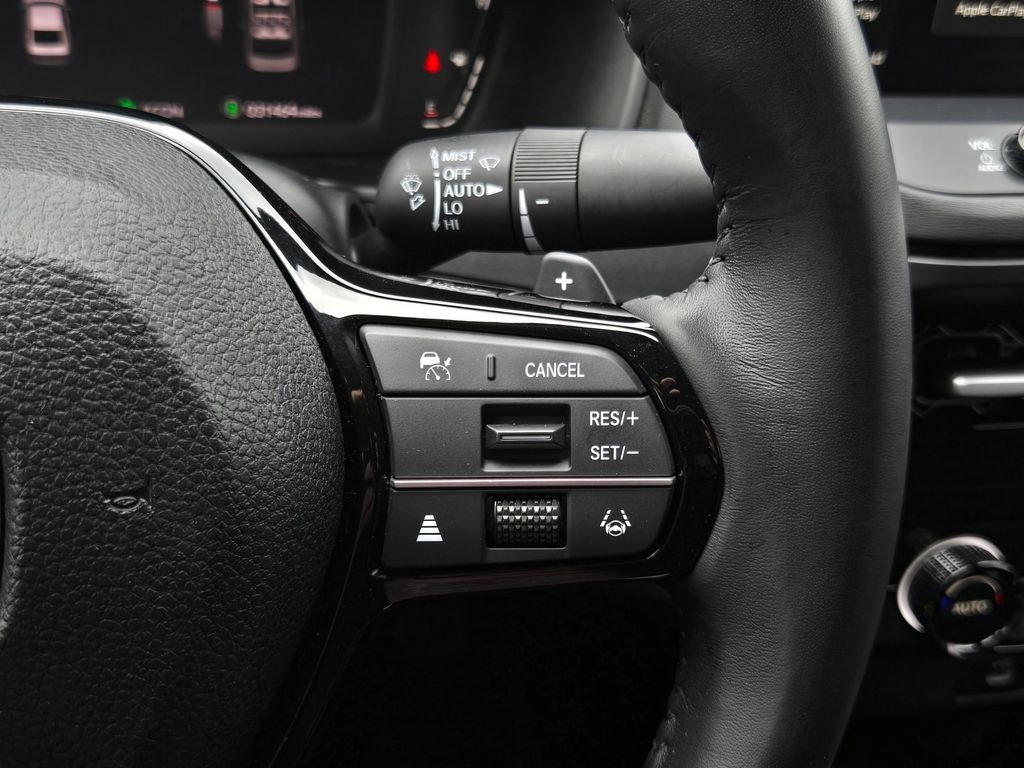 Used 2023 Honda Accord Touring image 24