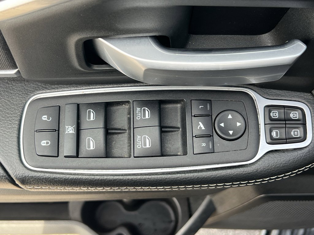 Used 2024 RAM 2500 Big Horn w/ Night Edition image 14